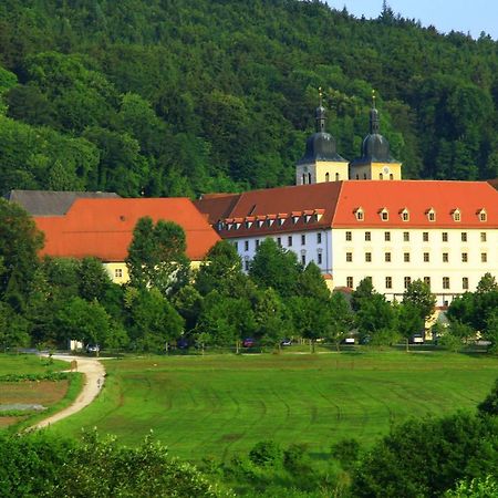 Kloster Plankstetten Gaste- Und Tagungshaus Berching Exteriör bild